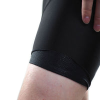 zoom cuisse cuissard court noir de cyclisme boutique tenue cycliste qualité start-to-train